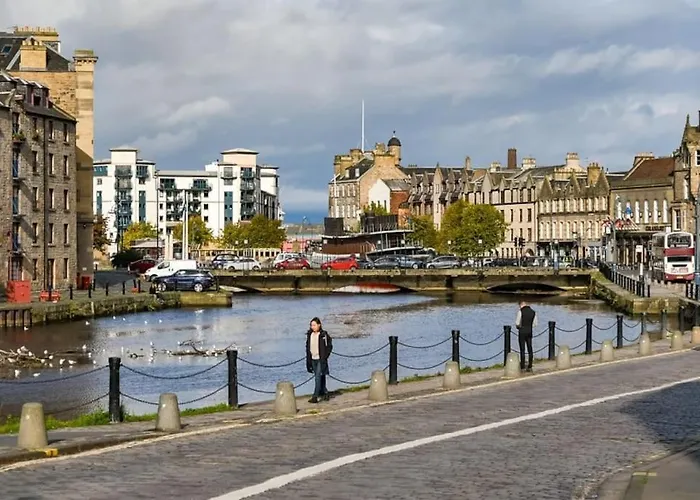 Cosy 2-Bedroom House In Leith